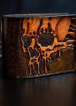 Шкіряний гаманець череп, шкіряний байкерський гаманець з черепом, коричневий гаманець з тисненням1 фото