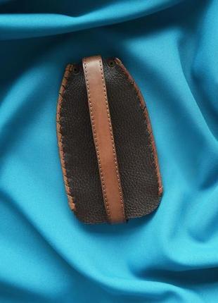 Подарочный набор кожаных изделий "тигр": кожаный кошелек и кожаная ключница.8 фото