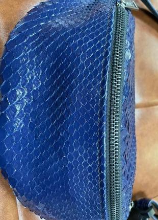 Напоясная сумка из кожи синего питона tarwa 30352 фото