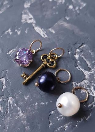 Браслет зі змінними підвісками натуральні перли, кристали циркону браслет с жемчугом подарок девушке3 фото