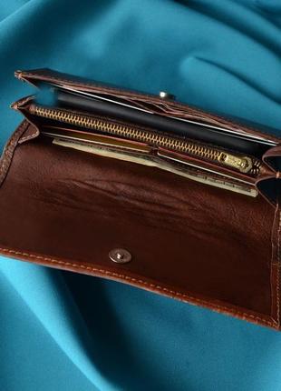 Жіночий коричневий шкіряний гаманець "венеція" з ручним розписом7 фото