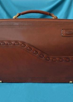 Именной коричневый кожаный портфель "самолет"4 фото