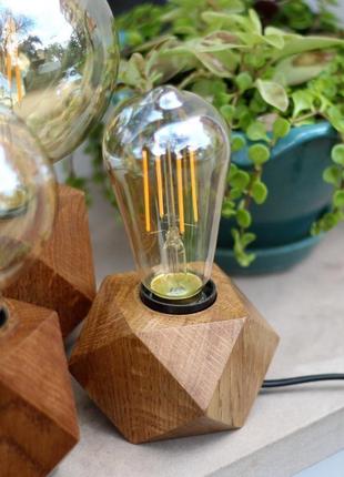 Настільний світильник у стилі лофт. лампа едісона.кубічний світильник з дерева дуба.