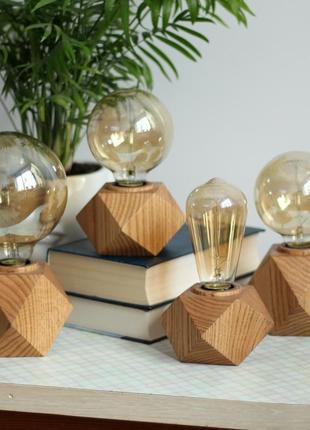 Настільний світильник у стилі лофт. лампа едісона.кубічний світильник з дерева дуба.