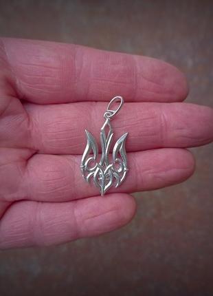 Срібна підвіска тризуб 2