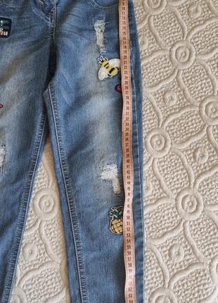 Продам стильные джинсы веж george с нашивками7 фото