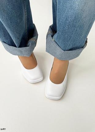 Туфли белые кожаные10 фото
