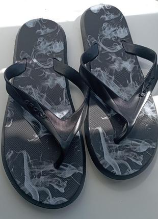 Шлепанцы мужские