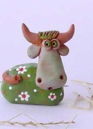 Фігурка у вигляді корівки інтер'єрна корова