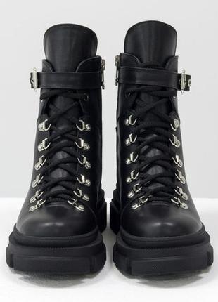 Шкіряні черевики -берці чорного кольору на масивній підошві,осінь-зима6 фото