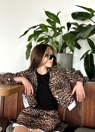 Мега стильний костюмчик для дівчаток в трендовий принт леопарда3 фото