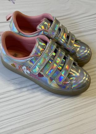 Голографические кроссовки с мигалками h&amp;m6 фото