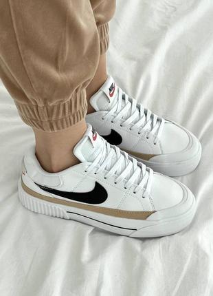 Жіночі кросівки nike court legacy white black1 фото