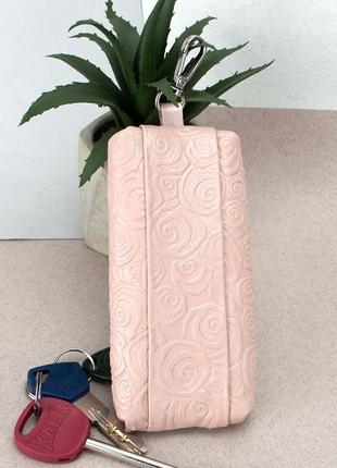 Подарочный женский набор №87: обложка на паспорт + ключница (розовые цветы)5 фото