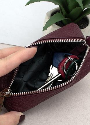 Подарунковий жіночий набір №89: гаманець sabrina + обкладинка на паспорт + ключниця (бордовий пітон)7 фото