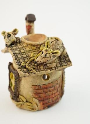 Аромалампа домик с мышками сувенир для дома4 фото