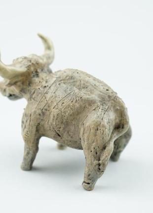 Статуетка білого бика подарунок на успіх талісман4 фото