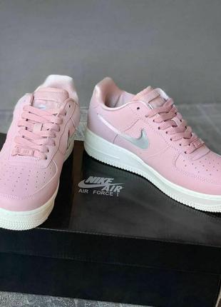 Жіночі кросівки nike air force 1 low pink6 фото
