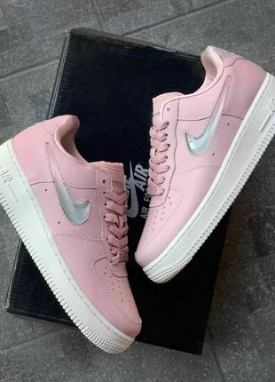 Жіночі кросівки nike air force 1 low pink5 фото