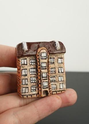 Мініатюра багатоповерхівка будинок сувенір2 фото