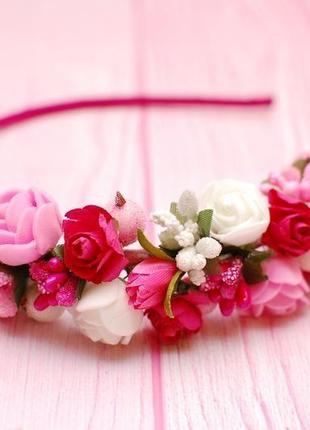 Обруч ободок з квітами біло-рожево-малиновий