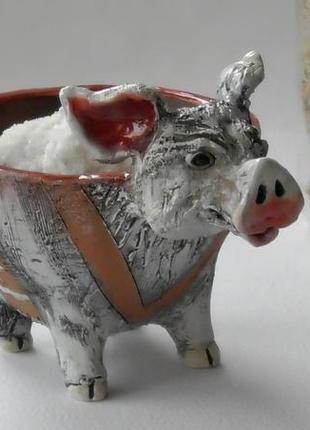 Сільничка свиня солонка свинья сувенир для кухни1 фото