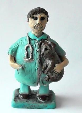 Статуэтка ветеринара