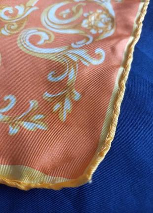 Шелковый шейный платок со звездами3 фото