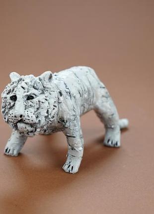 Статуэтка тигра белого 2022 tiger