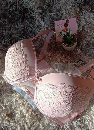 Бюстгальтер з мереживом на чашку д d молочний рожевий білий пудра  85 90 95 100 великий великі груди