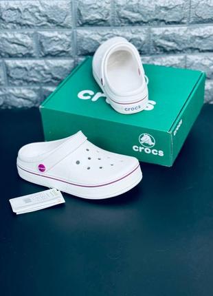 Крокс жіночі шльопанці білі сабо crocs на високій підошві крокс універсальні