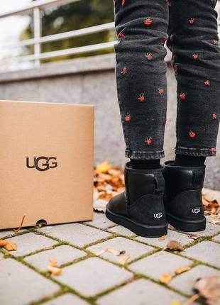 Ugg mini black 🆕 шикарные кожаные женские угги 🆕 купить наложенный платёж5 фото