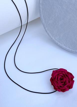Трендовый чокер роза цветок украшение на шею атласная1 фото