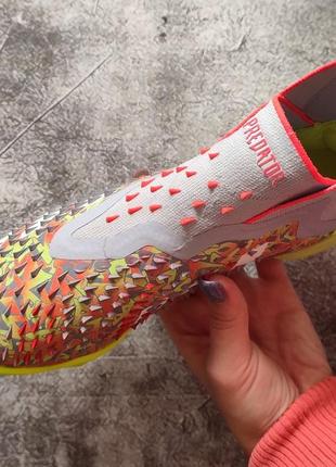 Дитячі футбольні сороконіжки adidas predator freak tf стоноги для дітей адідас предатор фрік5 фото