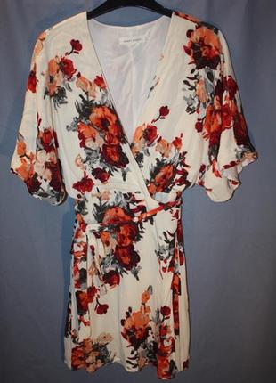 Платье кимоно с цветочным принтом на запах honey punch, s