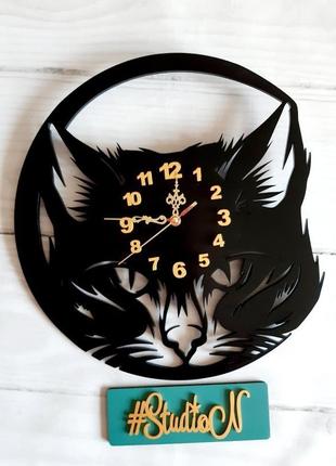 Авторські годинники настінні "морда кота" з дерева 40 см2 фото