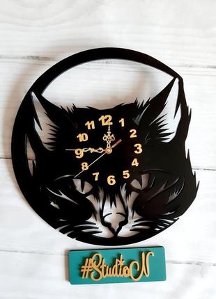 Авторские часы настенные "морда кота " из дерева 40 см3 фото
