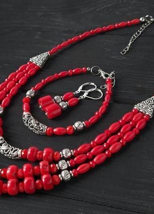 Намисто з натуральними коралами трьохрядне5 фото