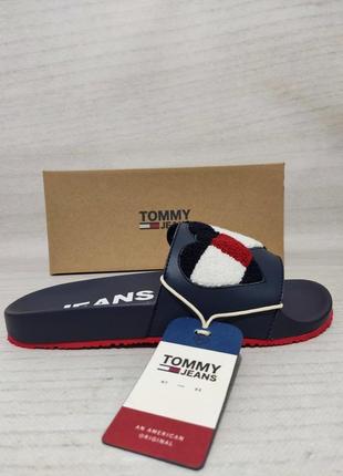 Шльопанці жіночі  tommy hilfiger valentines, en0en00731-cbk