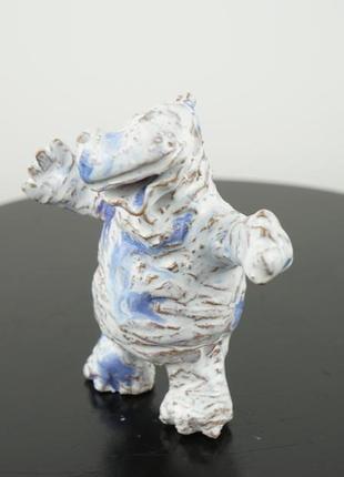 Статуэтка бегемота бело-синего декор бегемот hippopotamus figurine5 фото