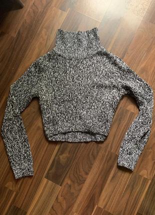 Свитер тёплый . h&m с красивым горлышком 🥰 4