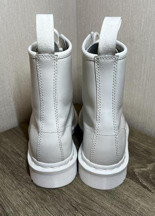 Dr martens white boots 143574 фото