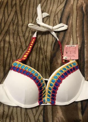 Оригінальний фірмовий верх від купальника hunkemoller