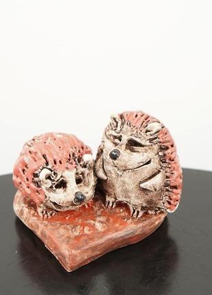 Їжаки фігурка керамічна їжачки серце hedgehogs heart керамічна фігурка "закохані їжачки" (ручна робота)