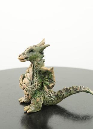 Дракон статуэтка зелёный дракончик символ 2024 года подарок сувенир dragon statuette4 фото