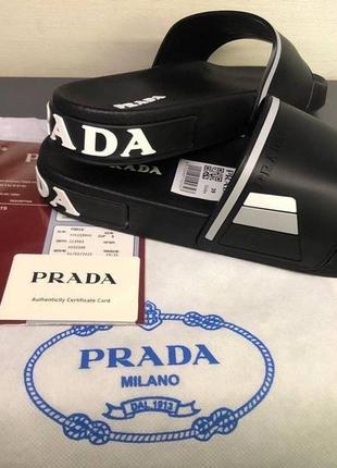 Чоловічі шльопанці prada