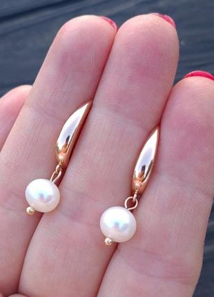 Сережки з натуральними перлами класу ааа у позолоті2 фото