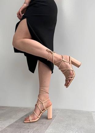 Женские босоножки на высоком широком каблуку кемел, высокая вязка шнуровка плетение   трендова  модель4 фото