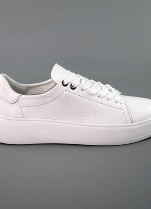 Кеди кросівки шкіряні білі і чорно-білі на платформі демі весна осінь