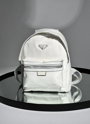 Рюкзак женский в стиле prada re-nylon small backpack white8 фото